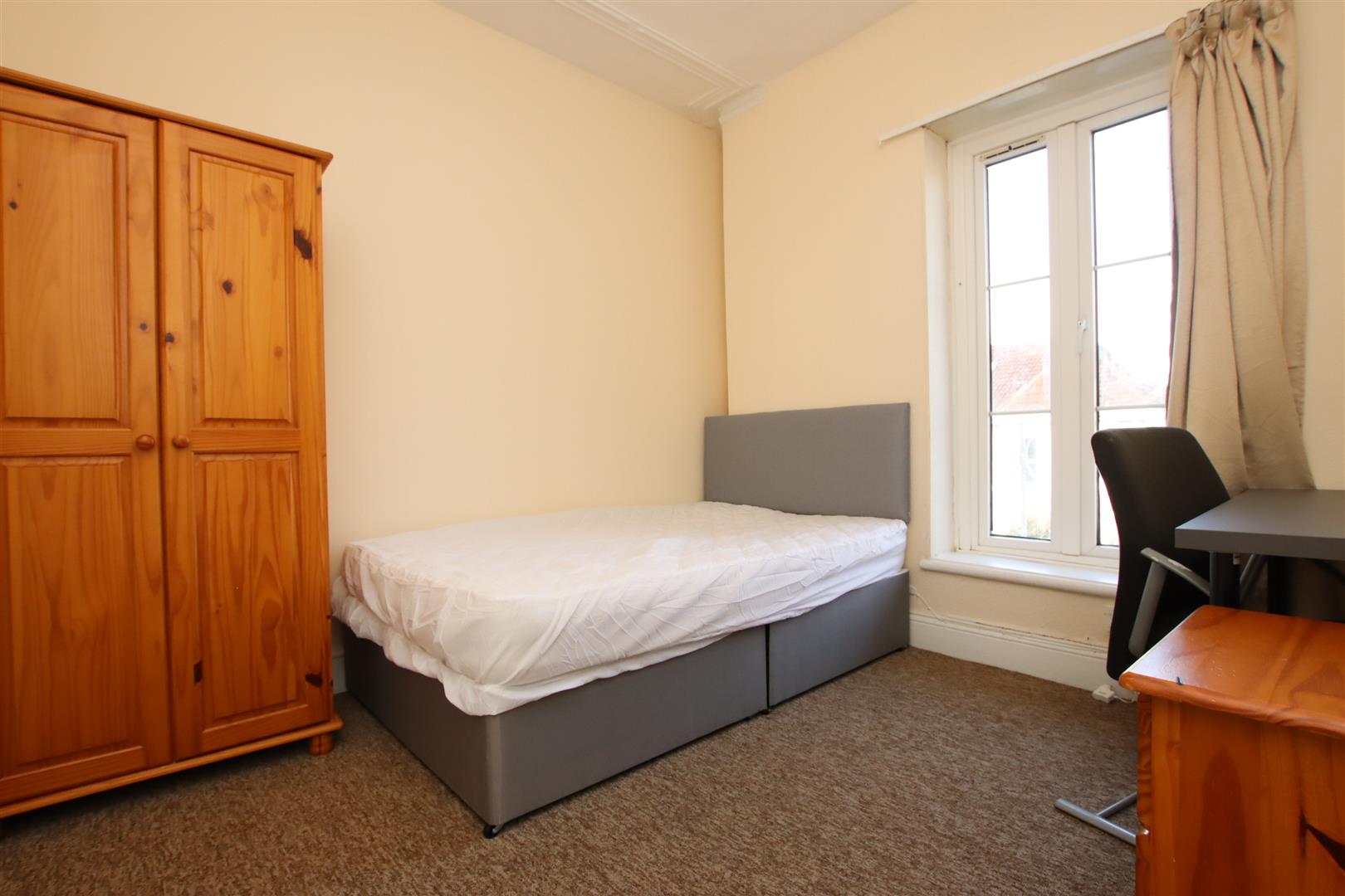 Belmont Road, St. Andrews, Bristol, BS6